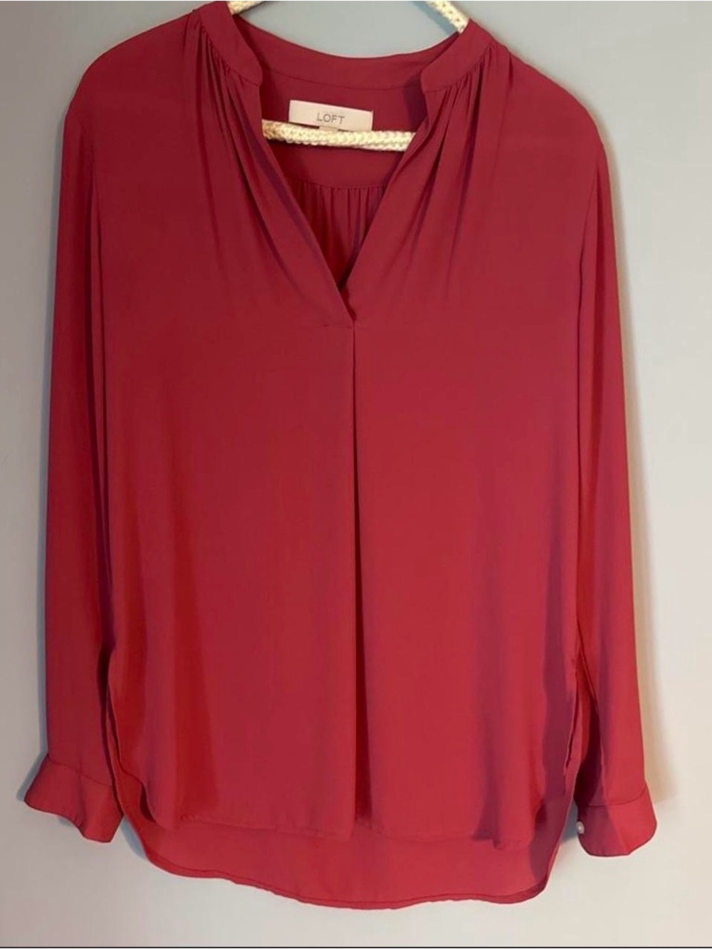 LOFT Women's Red V-Neck Long Sleeve Blouse
